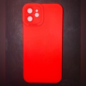 ✨iPhone 12 Red Case✨️